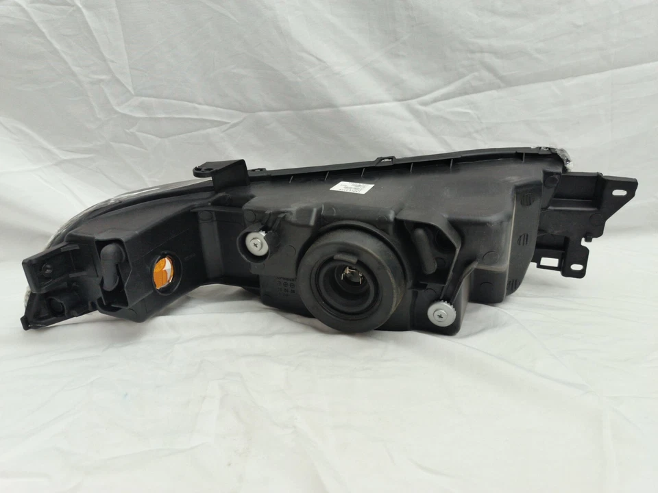 Левая фара водителя подходит для Mitsubishi Galant 2002-2003 годов выпуска с прозрачными линзами и лампой - Изображение 4 из 4