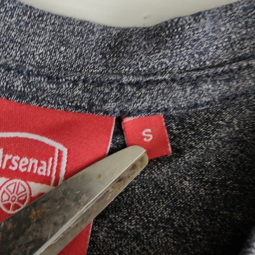 Arsenal FC shirt Men's Size Small Grey Football Team Embroidered Soccer Merch - Picture 4 of 10