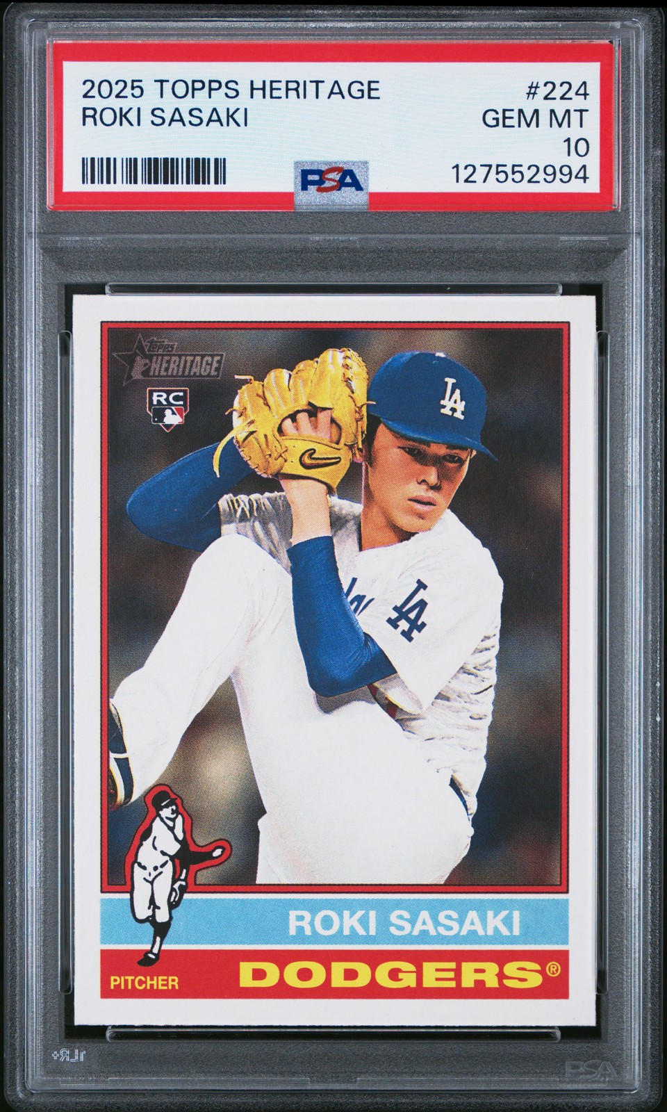 2025 TOPPS HERITAGE #224 ROKI SASAKI PSA 10