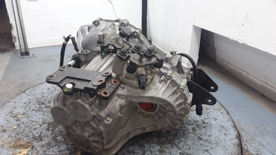 4300024450 GETRIEBE / S720J0 / 1555951 FÜR KIA CARENS UN EMOTION - Image 3 of 4