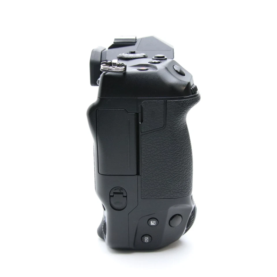 Olympus OM-D E-M1X Mirrorless Camera Body Shutter count 24883 - image 4 of 4