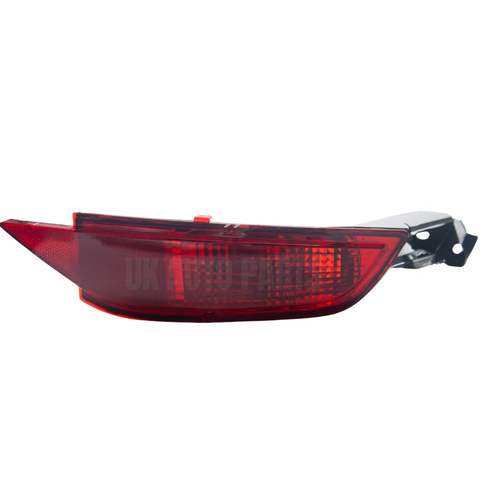 Ford Fiesta Mk7 B299 2008-2018 Red Rear Bumper Fog Light Lamp Drivers Side - Image 2 of 4