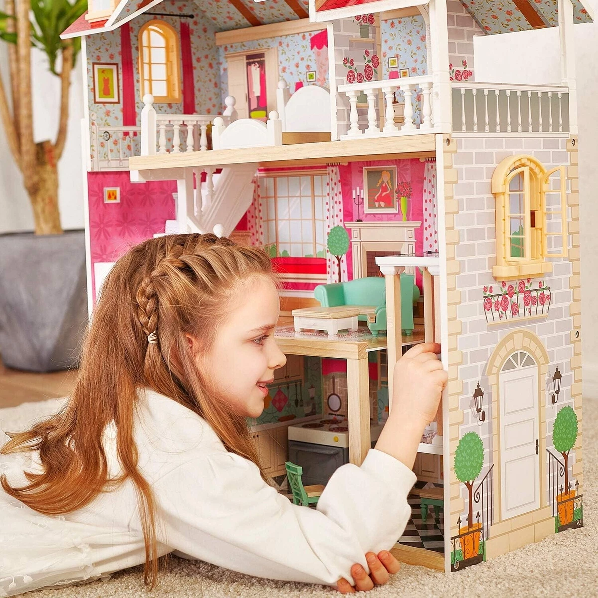 Isabelle's Wooden Doll House