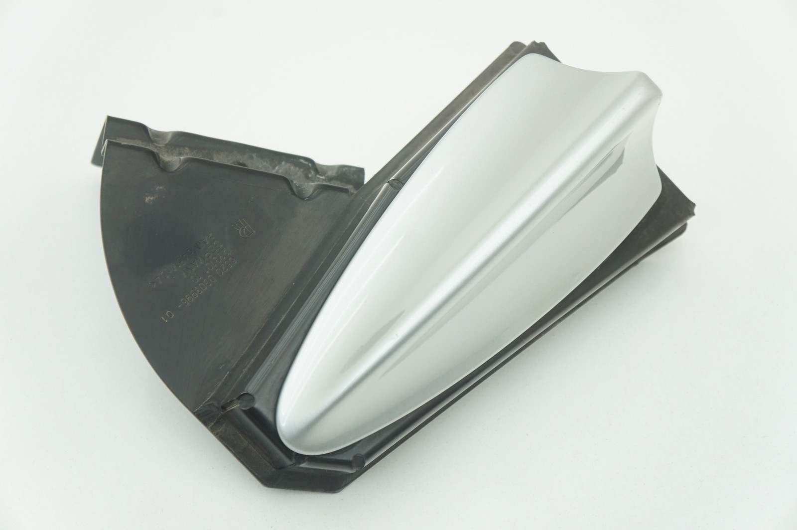 Radio Roof Antenna Shark Fin 84506912247 65200303996 Rolls Royce Phantom VII 06