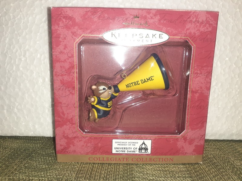 NEW Hallmark NOTRE DAME University Ornament 1999 Never Displayed FuN One!