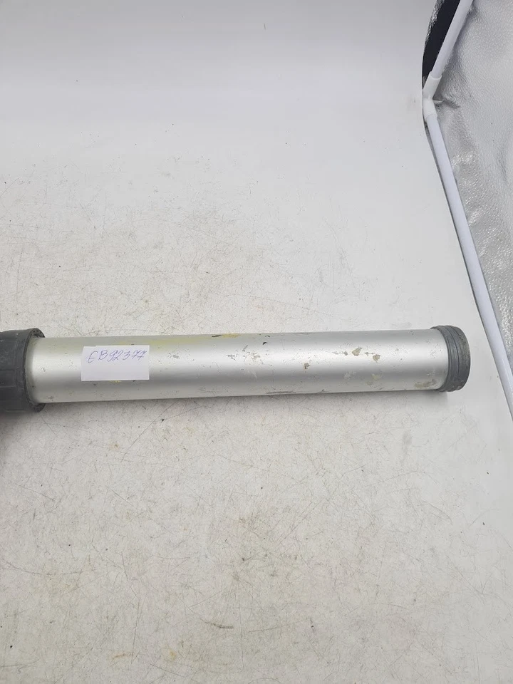 Milwaukee C18 PCG 18V Cordless Caulking Gun - For Parts or Repair - Image 4 of 4