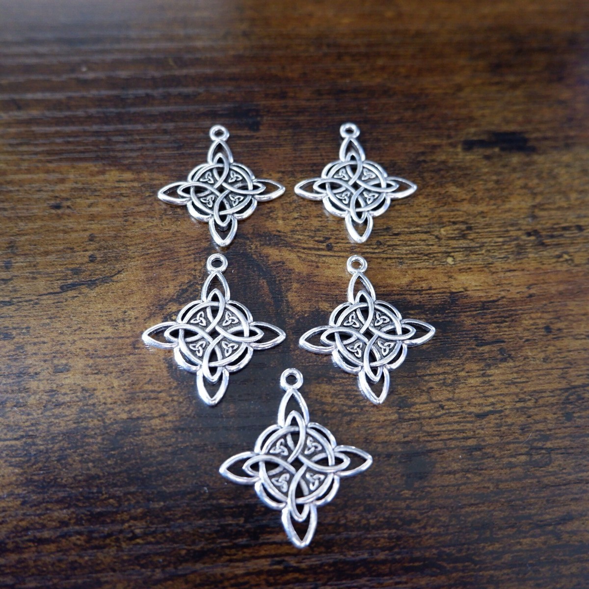 5x Celtic Knot Triquetra Charms For Jewellery Making Bracelet Necklace  Earrings