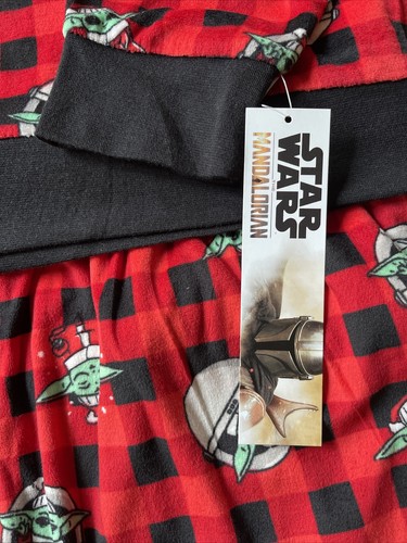 Star Wars Women's The Mandalorian Baby Yoda Pajama Set Size L Fleece - Picture 2 of 9