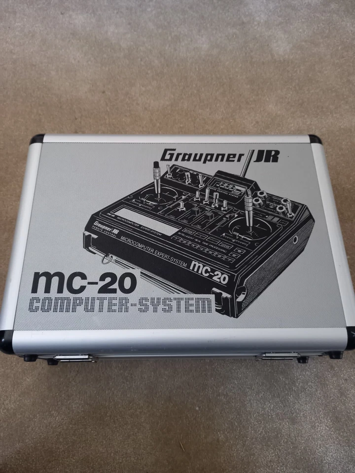 Graupner MC-18 transmitter Tx 35 Mhz FMSSS w/o receiver, with Tx module and case - Image 2 of 4