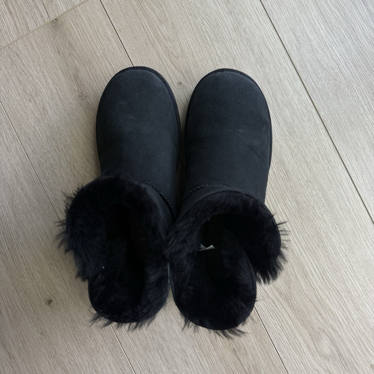 Ugg Women's Black Mini Bailey Button II Boots Size 9 | eBay