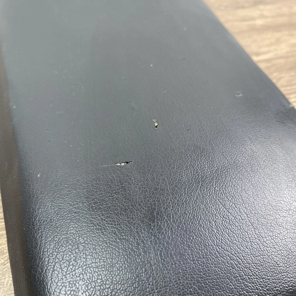 Chevrolet Equinox Pontiac Torrent 2005-2009 consola central tapa reposabrazos negro Foto 4 de 4