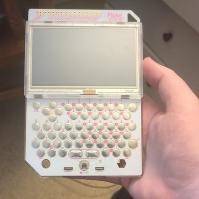 Pocket Chip Handheld Computer von Next Thing Co. C.H.I.P.