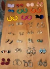 Lot Of 30 Pairs Costume Jewelry Clip On Earrings Vintage Retro