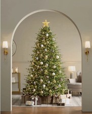 7.5 ft FULL Grand Duchess Twinkling Balsam LED Pre-Lit Artificial Christmas Tree