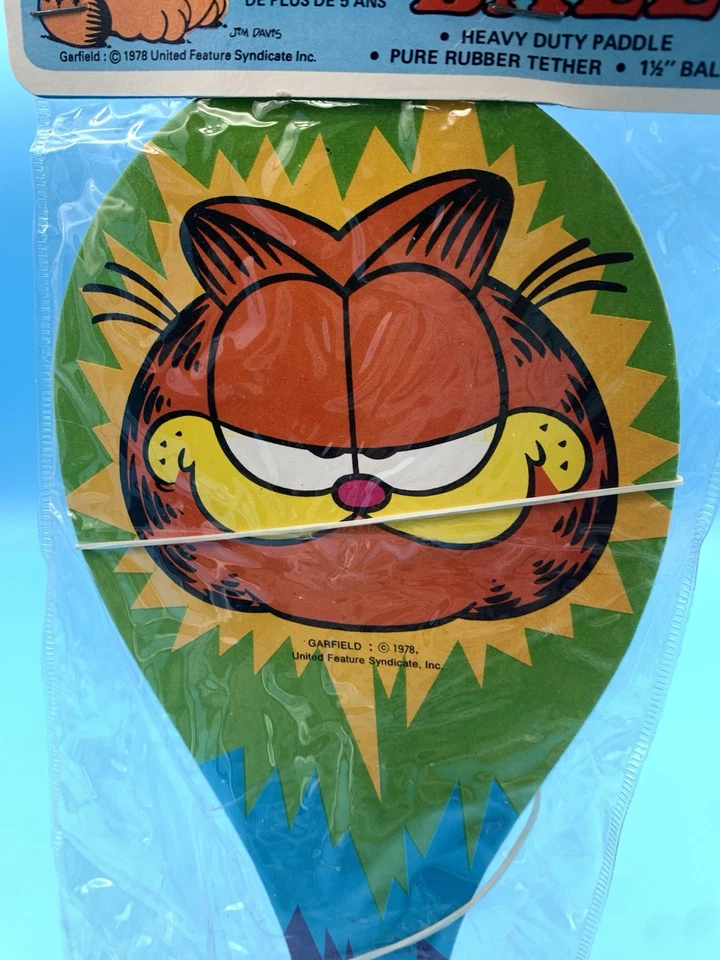 Imperial Garfield Wood Paddle Ball Game Toy 1987 United Feature Syndicate. read - Image 3 of 4
