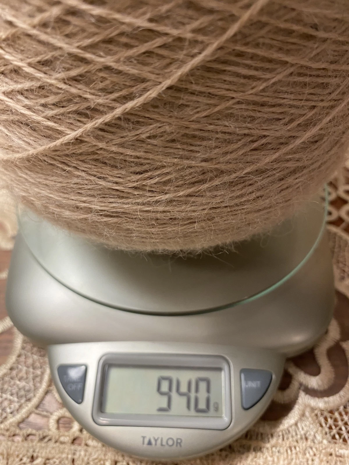 Huge 2 lb. 07oz Cone of INCA TOPS Mill 100% Baby Alpaca Yarn 3ply Milky White image 9