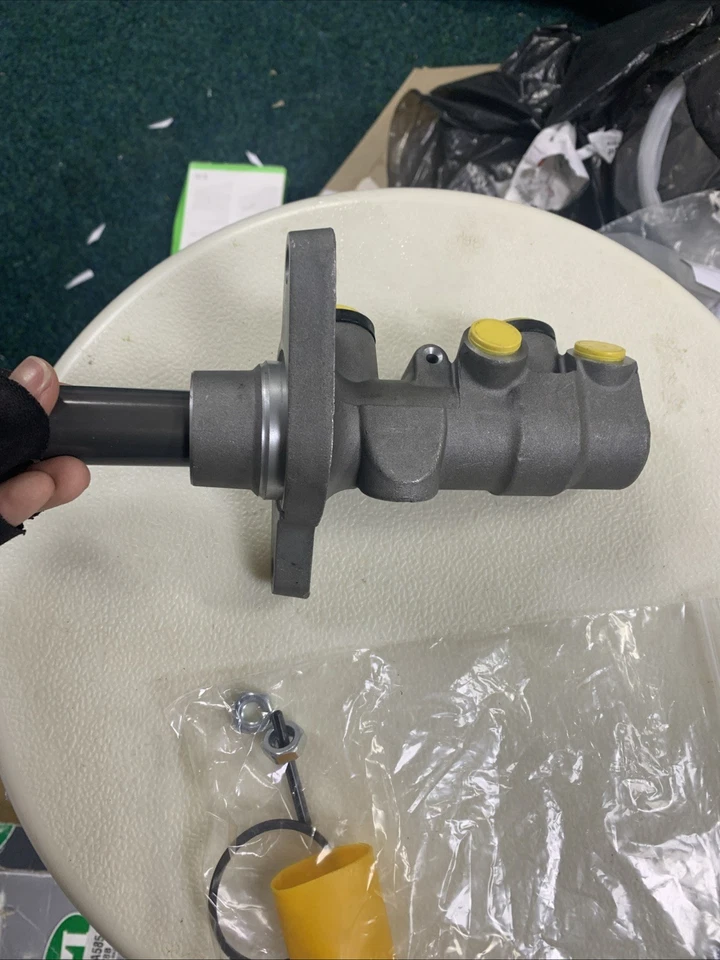 Главный цилиндр и детали главного тормоза LPR 1778 23,81 мм - Изображение 3 из 4