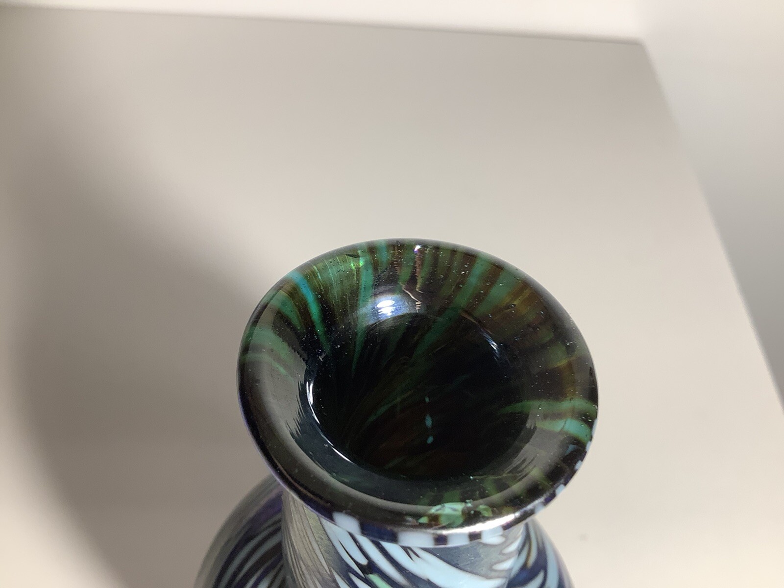 Vintage Colin Heaney Art Glass Vase Cape Byron Hot Glass Studio Signed