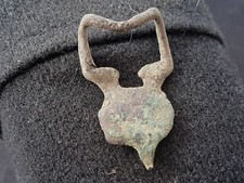 Rare Roman bronze buckle found at Villa site in Britain uncleaned condition L40a