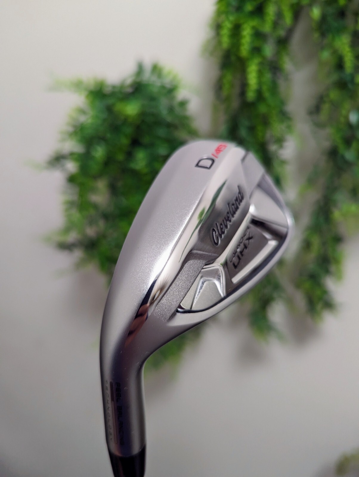 Cleveland LAUNCHER UHX LeftHanded Gap Wedge D/49° Golf Club ⛳ Steel