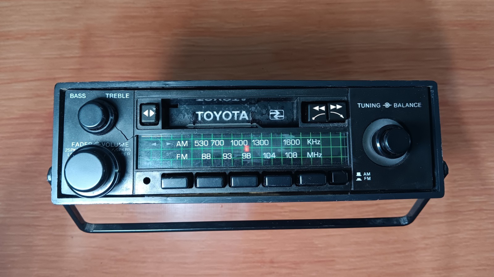 Toyota Land Cruiser FJ60 OEM Factory AM/FM Radio Receiver 86120-89118 WORKS 5222
