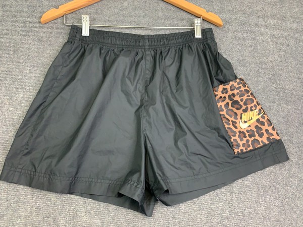 Nike Sportswear Woven Leopard Shorts Black Gold High Waisted Women's Medium M