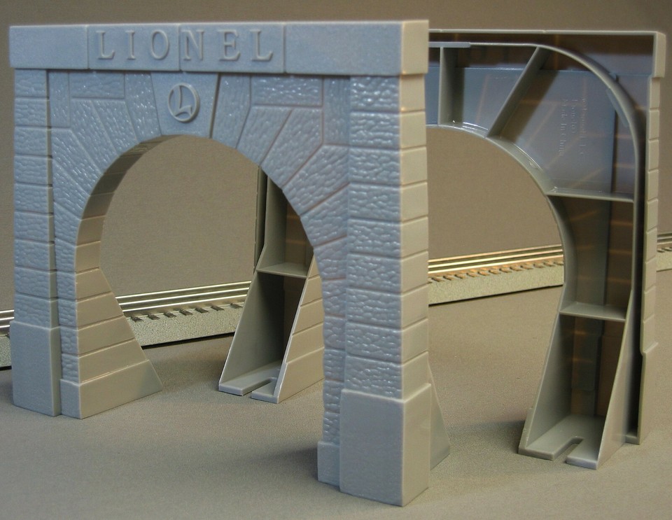 Lionel Railroad Tunnel Portals Model Train Structure Accessory Two Pack (612896) main image 1