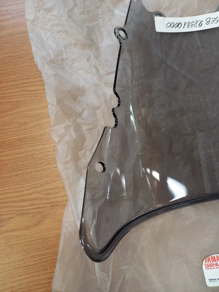 PLEXIGLASS YAMAHA R6 DAL 1999 AL 2002 NUOVO ORIGINALE - Immagine 4 di 4