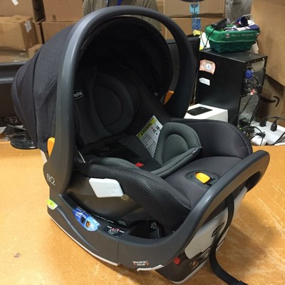 chicco fit2 travel system