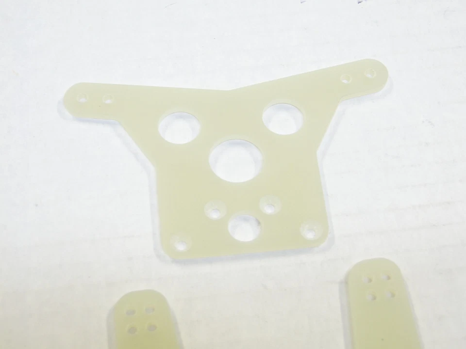 NEW ASSOCIATED RC10 89 MASAMI HIROSAKA EDITION Shock Towers Stealth F/R WC AM19 - Image 2 of 3