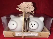 Set of 2 White Pig Salt and Pepper Shakers, Kitchen Accessories 2 in x 2 in NIB