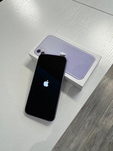 Apple iPhone 11 128GB Gebraucht Sehr Gut Ohne Simlock