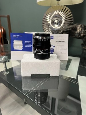 Carl Zeiss Planar 50 mm F/2.0 ZM Objektiv