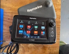 Raymarine e7D 7" HybridTouch MFD w/Sun Cover Internal Sonar Bracket Cable