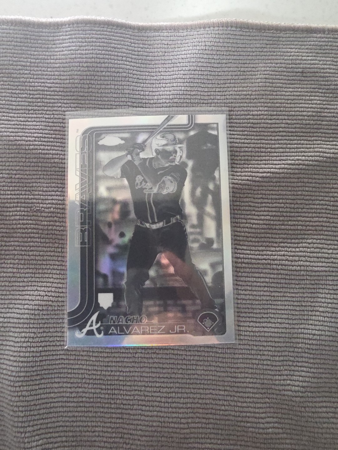 2025 Topps Chrome - Nacho Alvarez Jr. #75 Negative Refractor (RC)