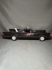 BATMOBILE Batman Retro    66 Classic TV Series 15    Car McFarlane DC 2021