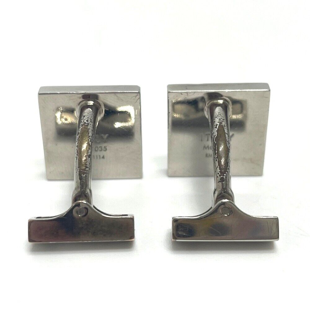 LOUIS VUITTON M61035 Damier 4 Boutong de Manchette Cufflinks cuffs Silver | eBay LOUIS VUITTON M61035 Damier 4 Boutong de Manchette Cufflinks cuffs Silver | eBay