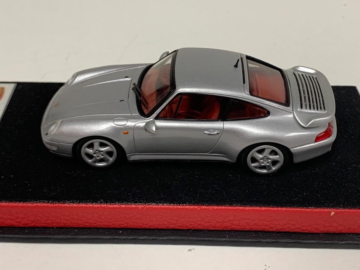 1/43 Minichamps Porsche 911 Turbo (993) Silver Leather base AB1087