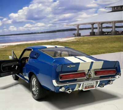 Danbury Mint GMP 1967 Shelby GT350 1:24 Acapulco Blue - RARE LE