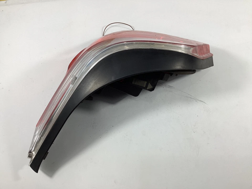 BMW 535xi 535i 528i Xdrive 2009-2013 luz trasera del pasajero derecha lámpara fabricante de equipos originales. Foto 2 de 4