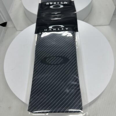 Oakley Sunglasses Microbag Cleaning & Storage Pouch CARBON  display picture 1