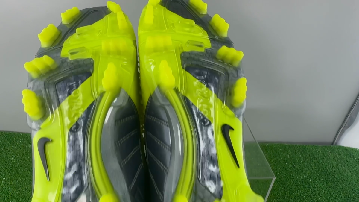 Nike Total90 Laser II FG 385423-473 Elite US9.5 UK8.5 Yellow boots