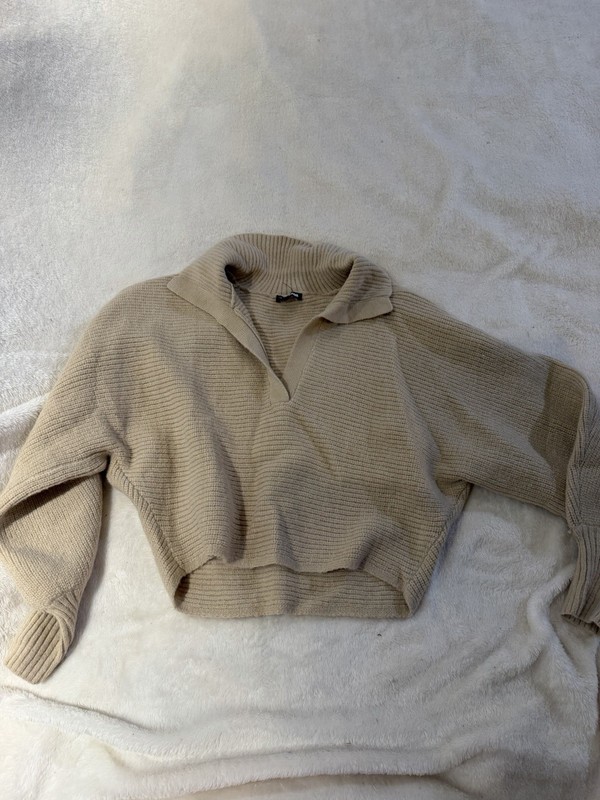 FASHIONNVA Women's Beige Ribbed Knit Collared Long Sleeve Pullover Sweater M