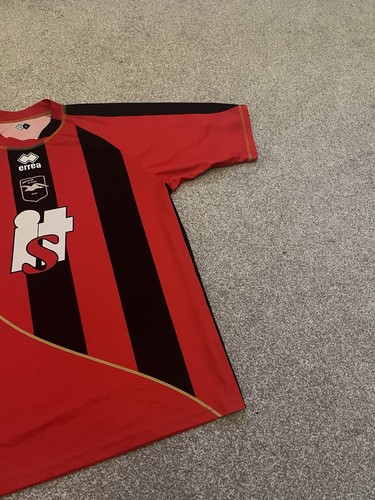 Brighton and Hove Albion 2009-2011 Red Away Football Shirt Jersey Errea Size XL - Picture 4 of 8