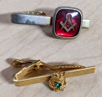 Lot Of 2 Vintage Red Masonic Tie Clip x 1 Royal Order Of Jesters Tie Clip x 1