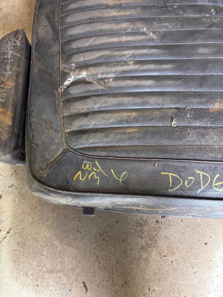 1973 1974 1975 1976 DODGE DART DUSTER SCAMP BANCO DIANTEIRO DIREITO SUPERIOR DOBRÁVEL - Imagem 2 de 4