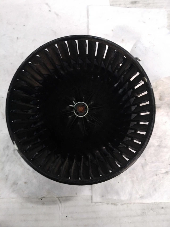 Motor de soprador HVAC usado serve: 2016 Hyundai Veloster grau A - Imagem 2 de 4