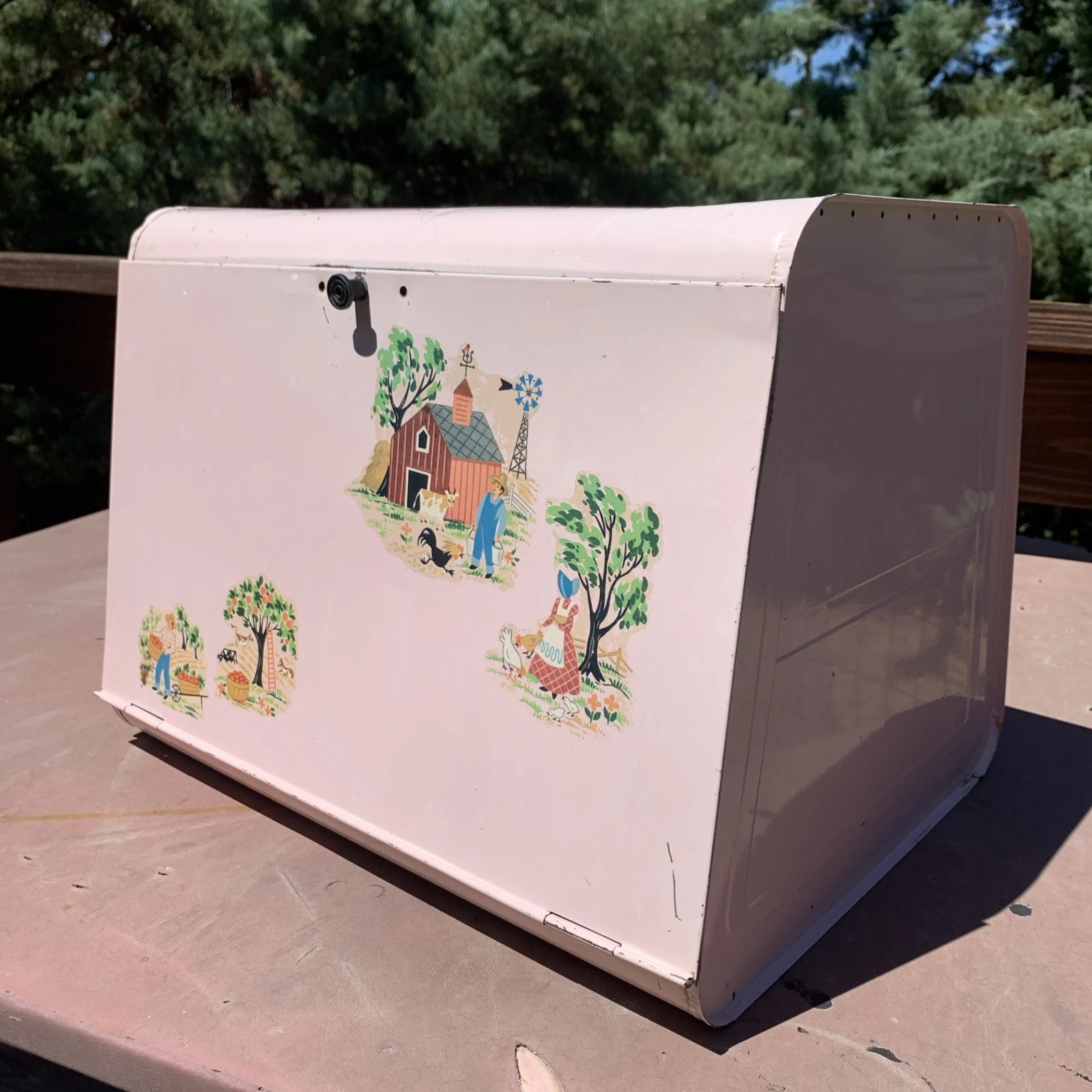 Antique Vintage 1940's(?) Metal Bread Box with Shelf Pink Farmhouse 16"x12"x12"
Opens in a new windo