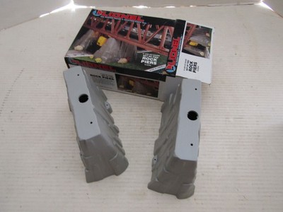 LIONEL Railroad SET 2 ROCK PIERS BRIDGE KIT  TRACK O SCALE RAILROAD LAYOUT PART