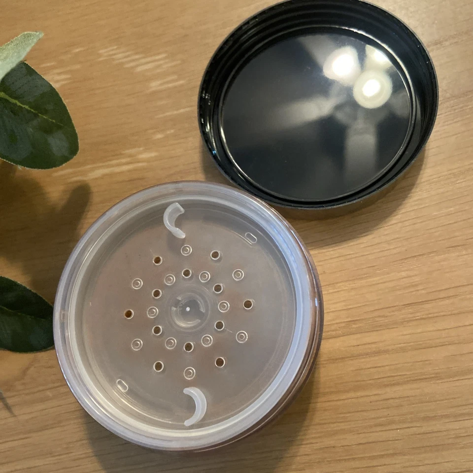 Mary Kay Mineral Powder Foundation Bronze 3 NEW - Image 3 of 3